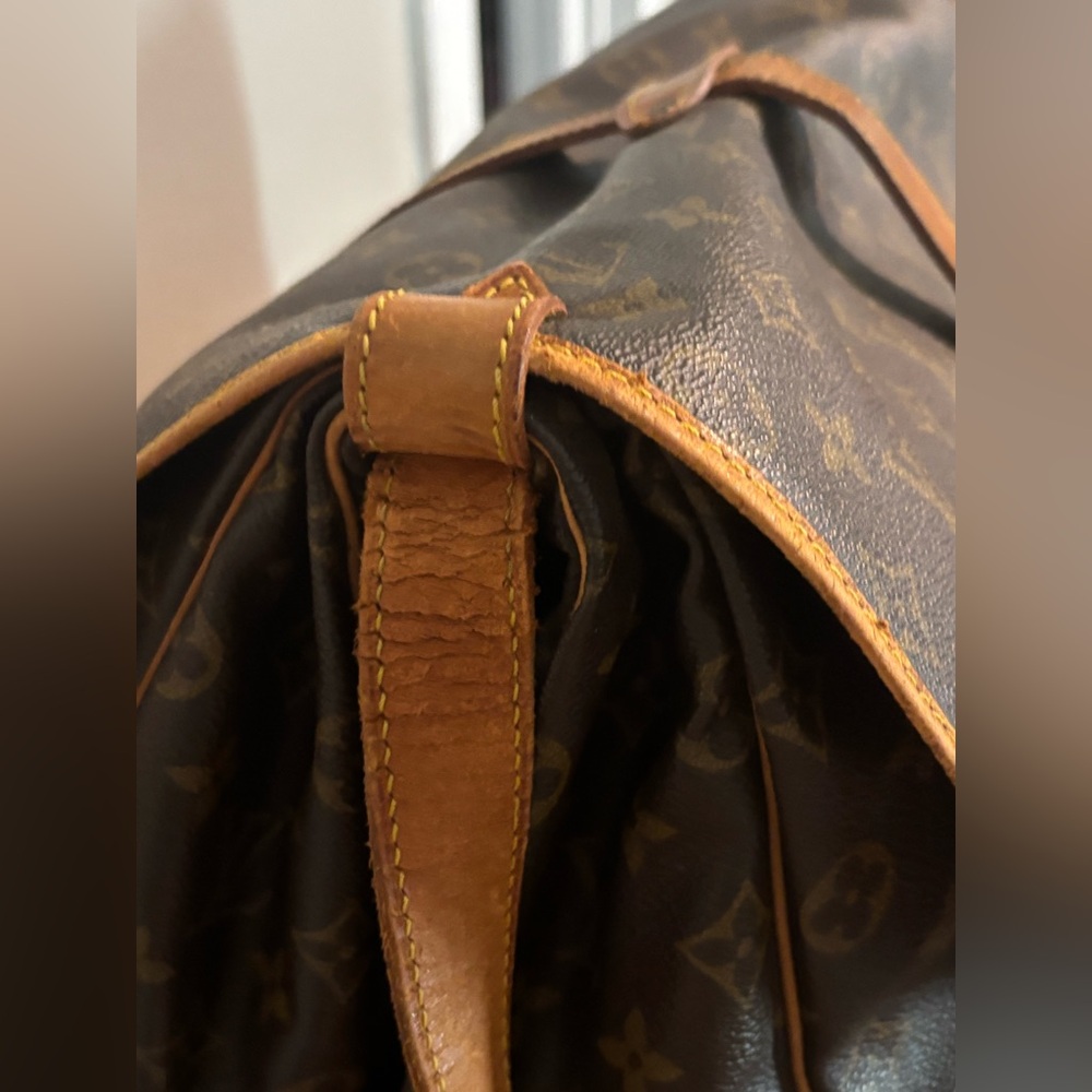 Louis Vuitton Saumur 35 Monogram Canvas Bag w/COA, Box & Dust Bag - Picture 10 of 16